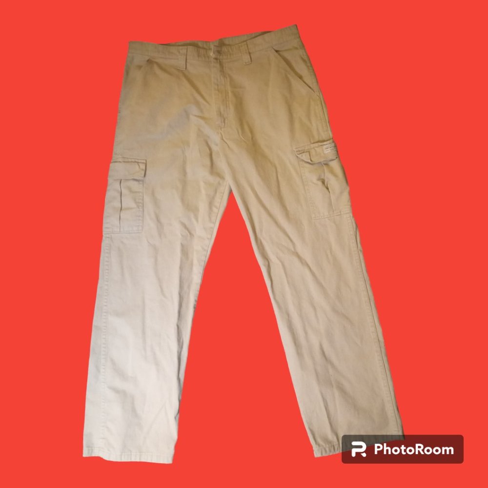 Wrangler Pants Men’s 36x32 Beige Cargo Pants Khaki Relaxed Fit Straight Leg